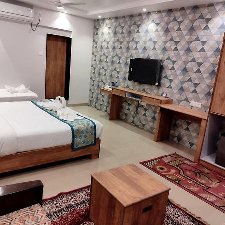 Boshan Hotels Мапуса Екстер'єр фото
